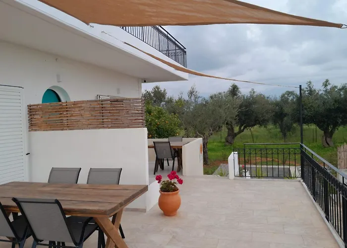 Sunsets And Olive Trees 4* Messíni